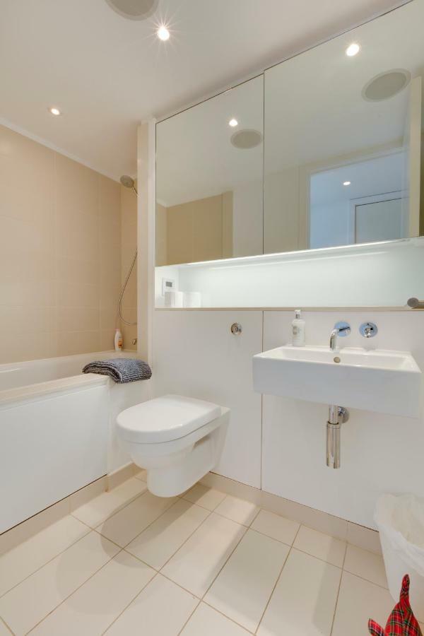 Stunning Quartermile Penthouse Apartment *