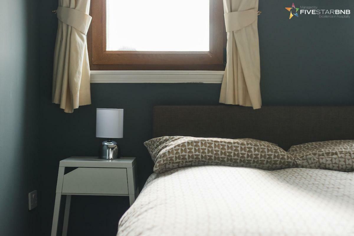 Northcote Penthouse Apartment EDI