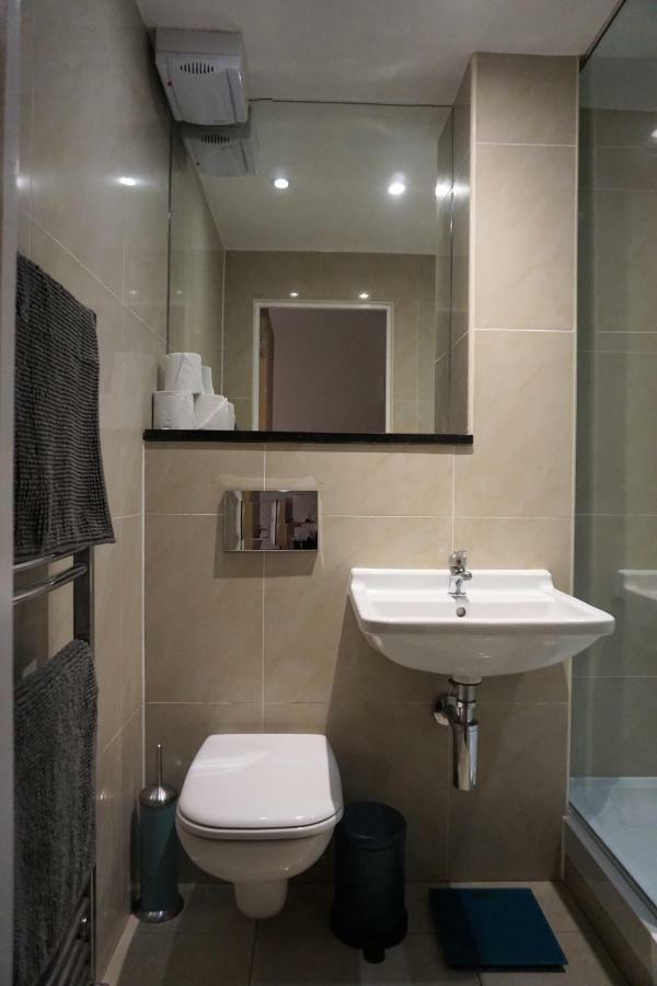 Apartment 1 Raeburn Mews