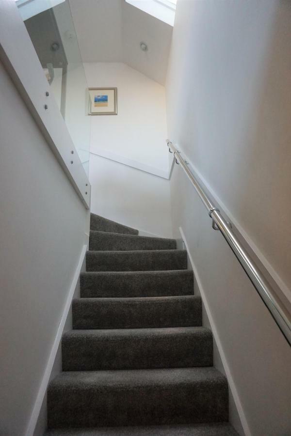 1 Raeburn Mews Apartment *