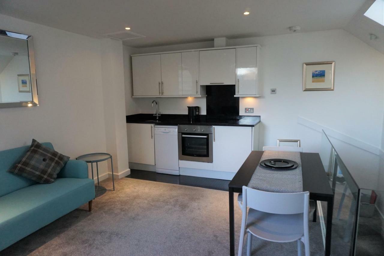 Apartment 1 Raeburn Mews