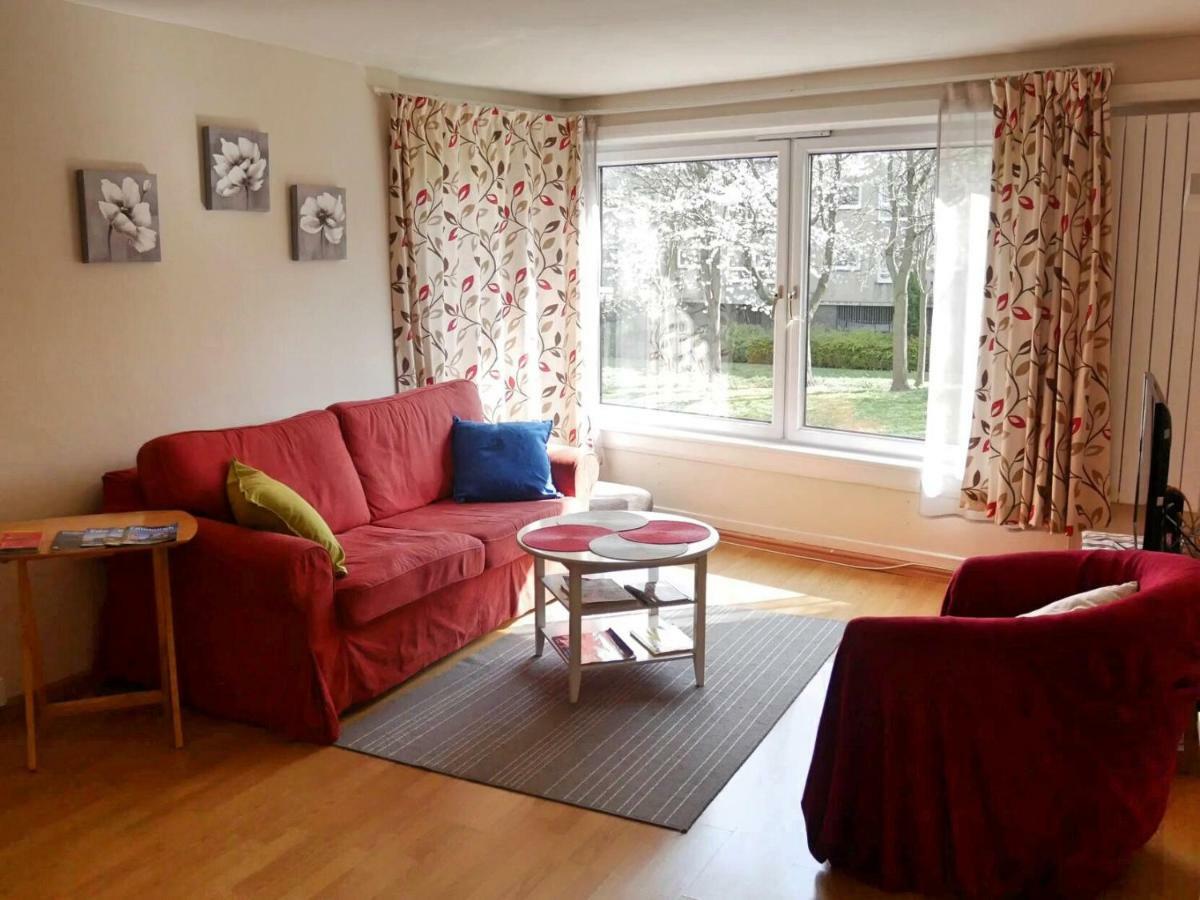 47/2 Giles Street * Edinburgh