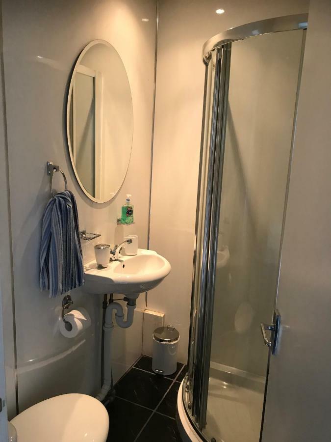 Central Sleeps Upto 16 People Apartment Edinburgh