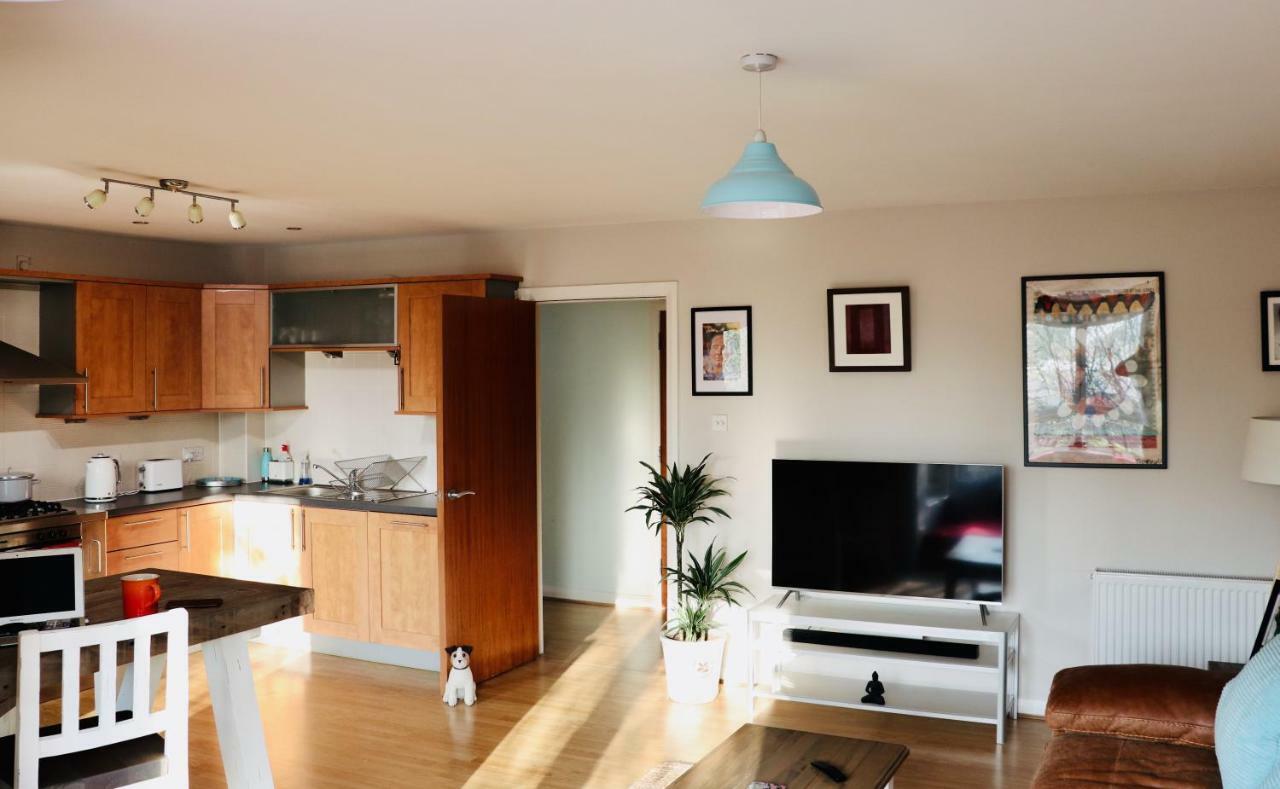 Apartment Art Home - Port Of Leith - Secure Parking Edinburgh