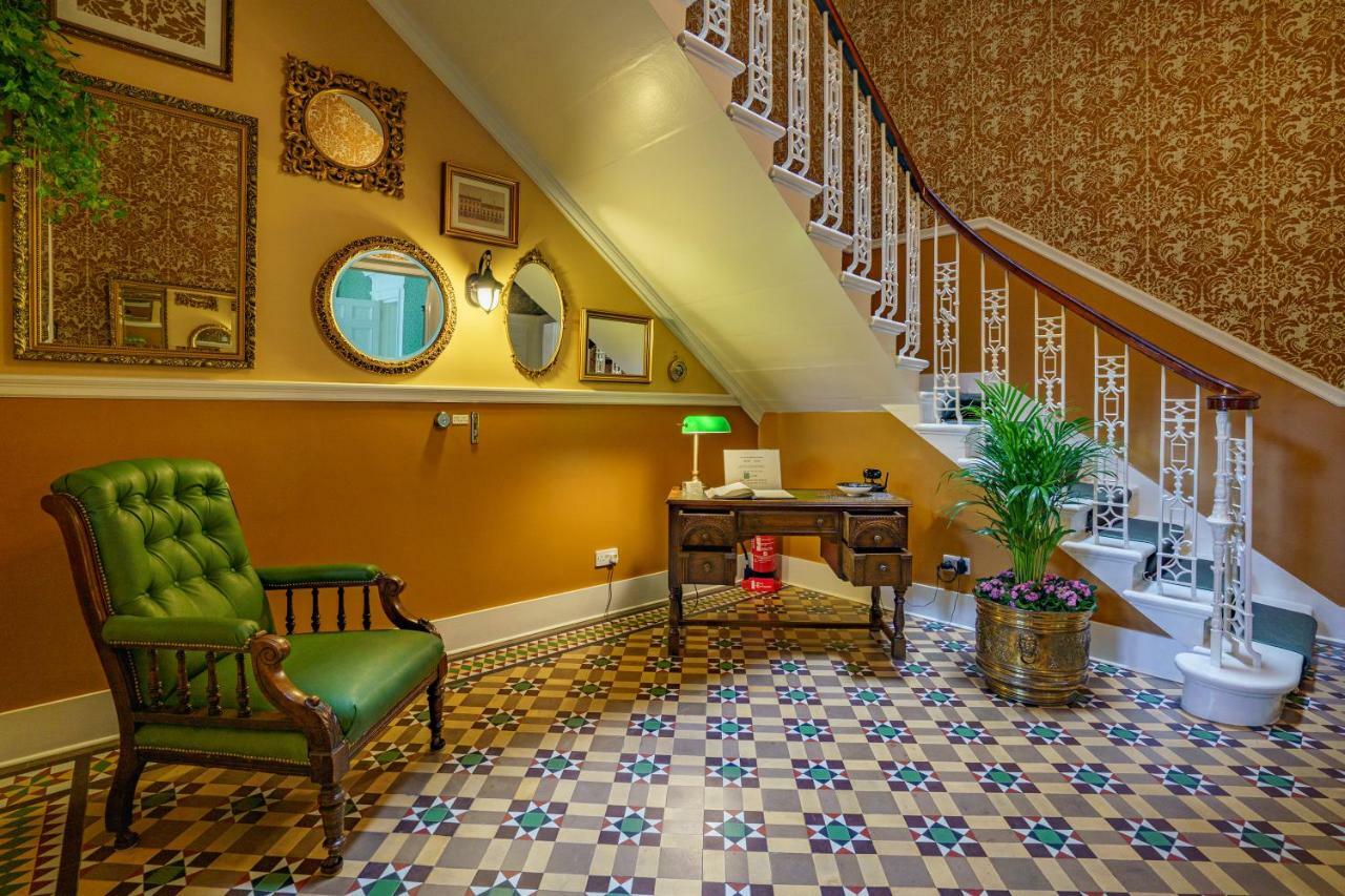 Adria House