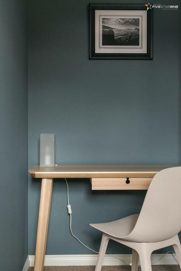Northcote Penthouse Apartment EDI