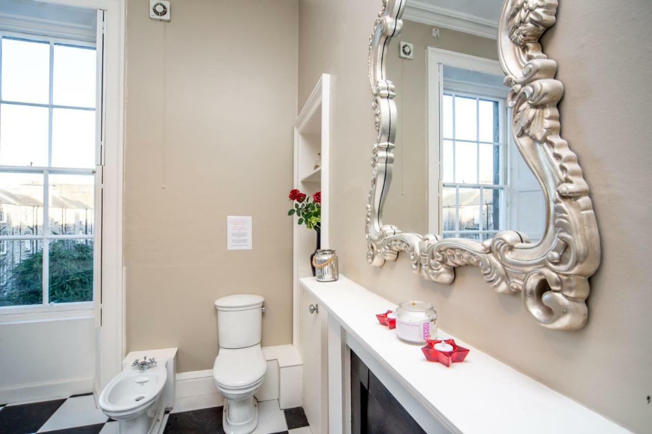 Dundas Street Georgian Townhouse *