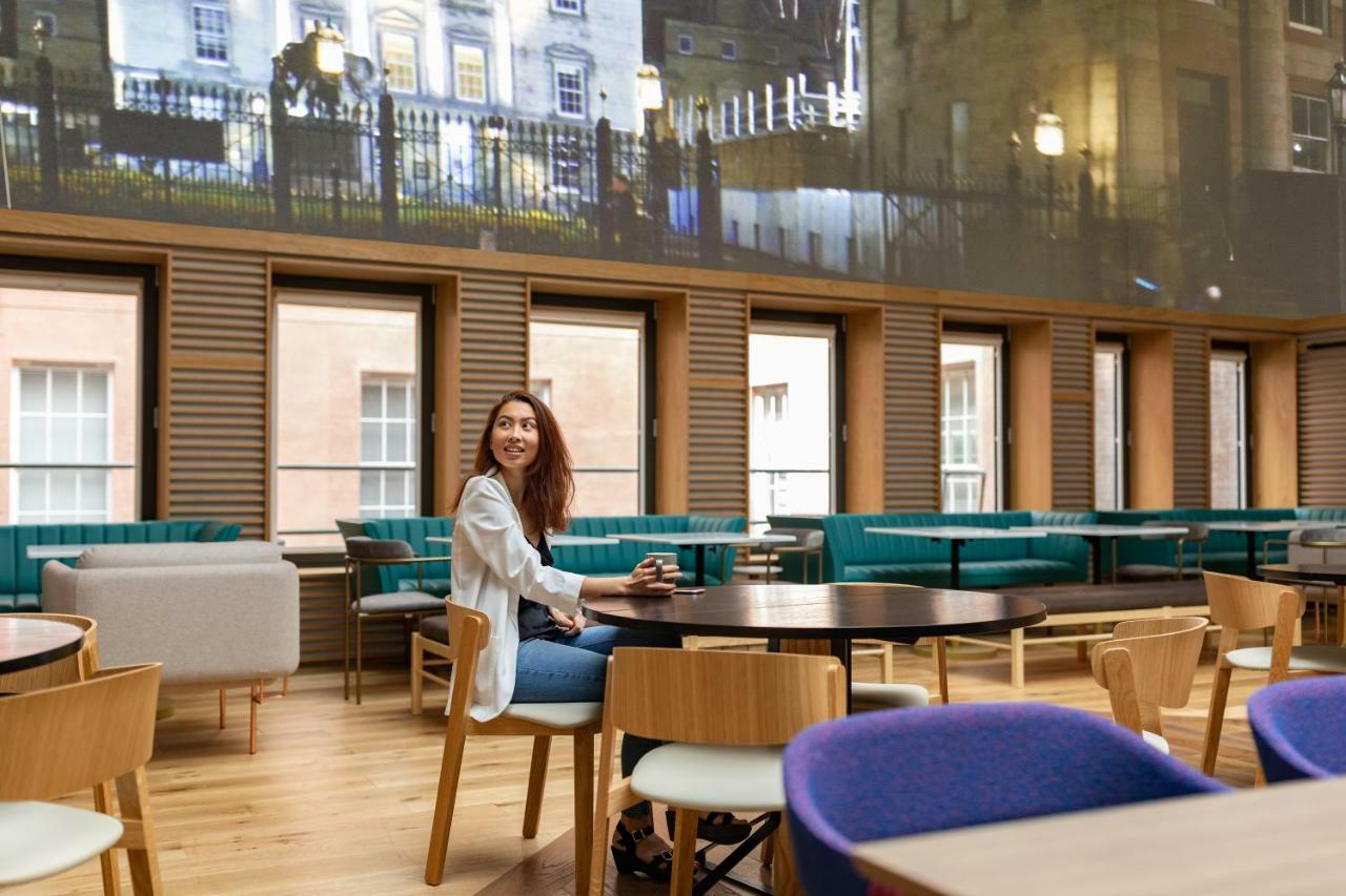 Yotel Hotel 4*