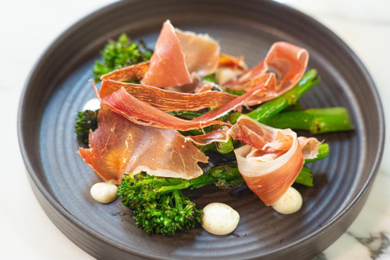 Le Monde 4* Edinburgh