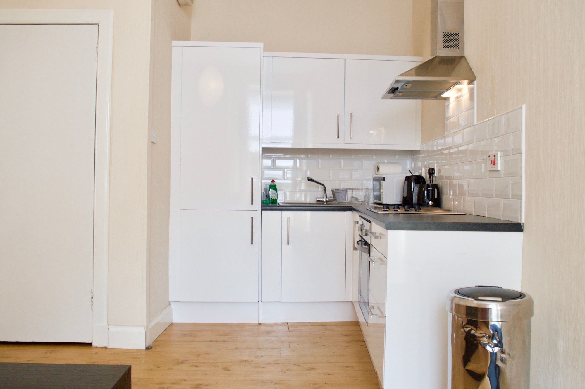1 Bedroom Flat In Roseburn