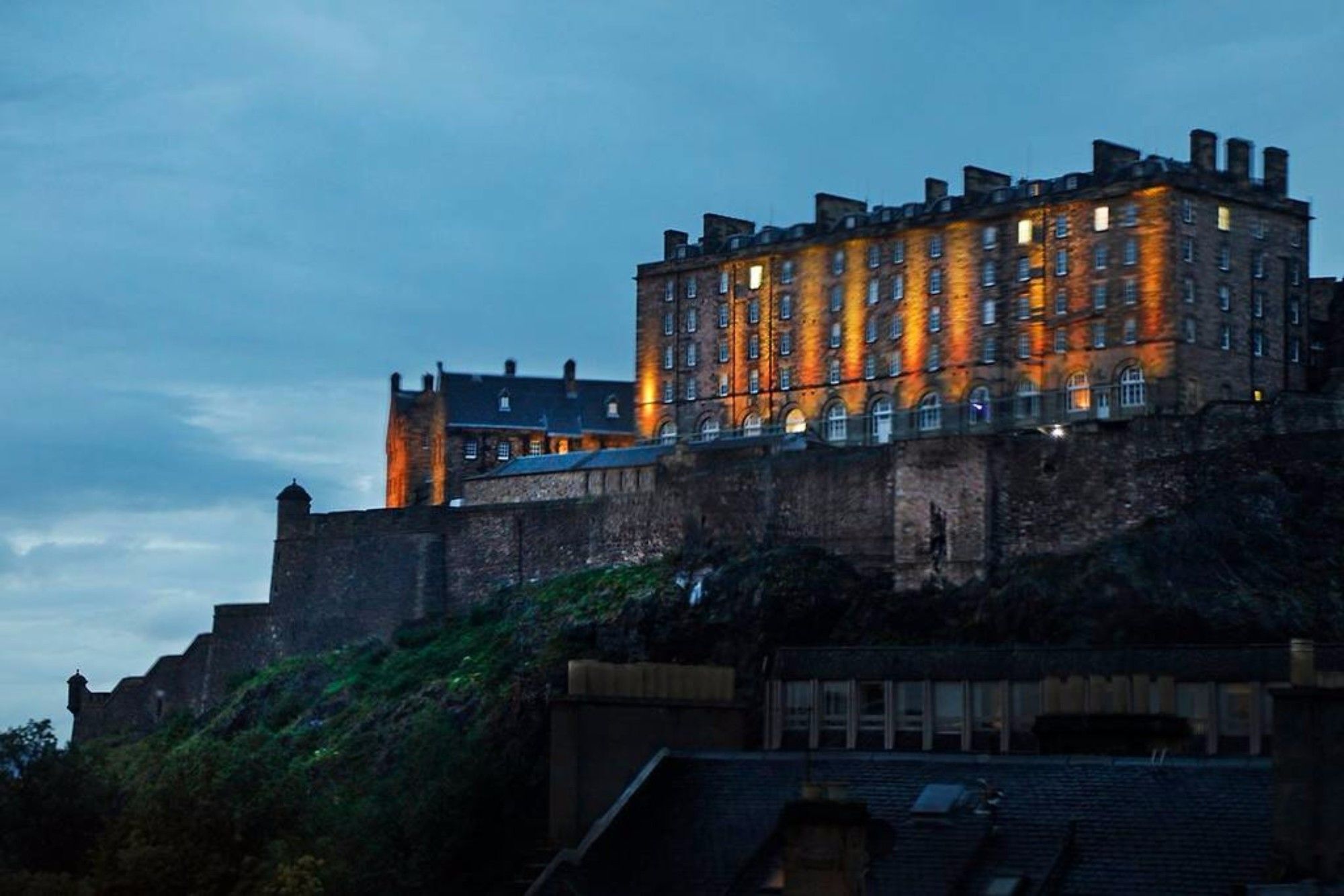 1 Bedroom Flat With Castle View