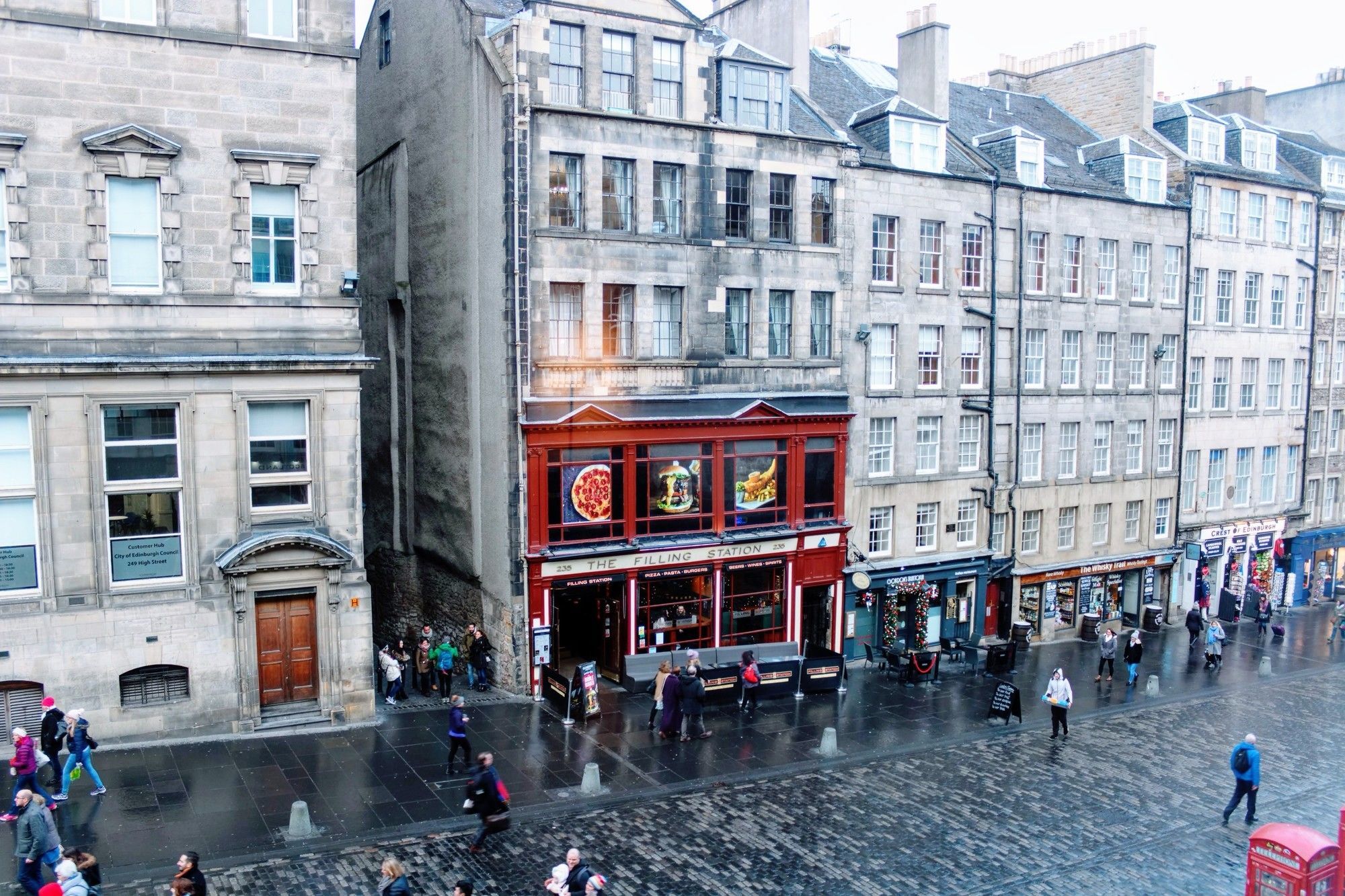 Apartment 3 Bedroom On The Royal Mile Edinburgh