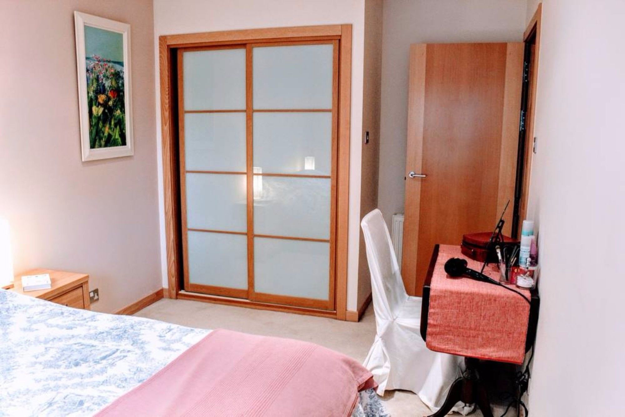 2 Bedroom With Sea View Sleeps 4 Apartment