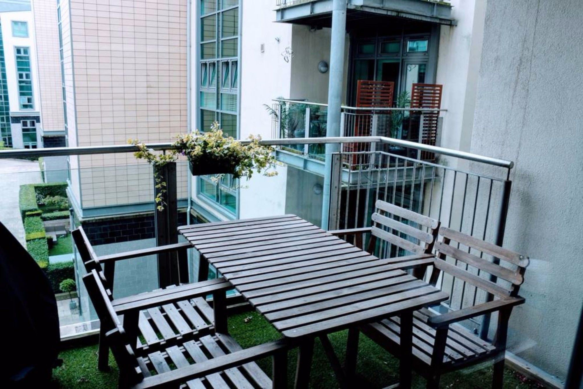 2 Bedroom With Sea View Sleeps 4 Apartment