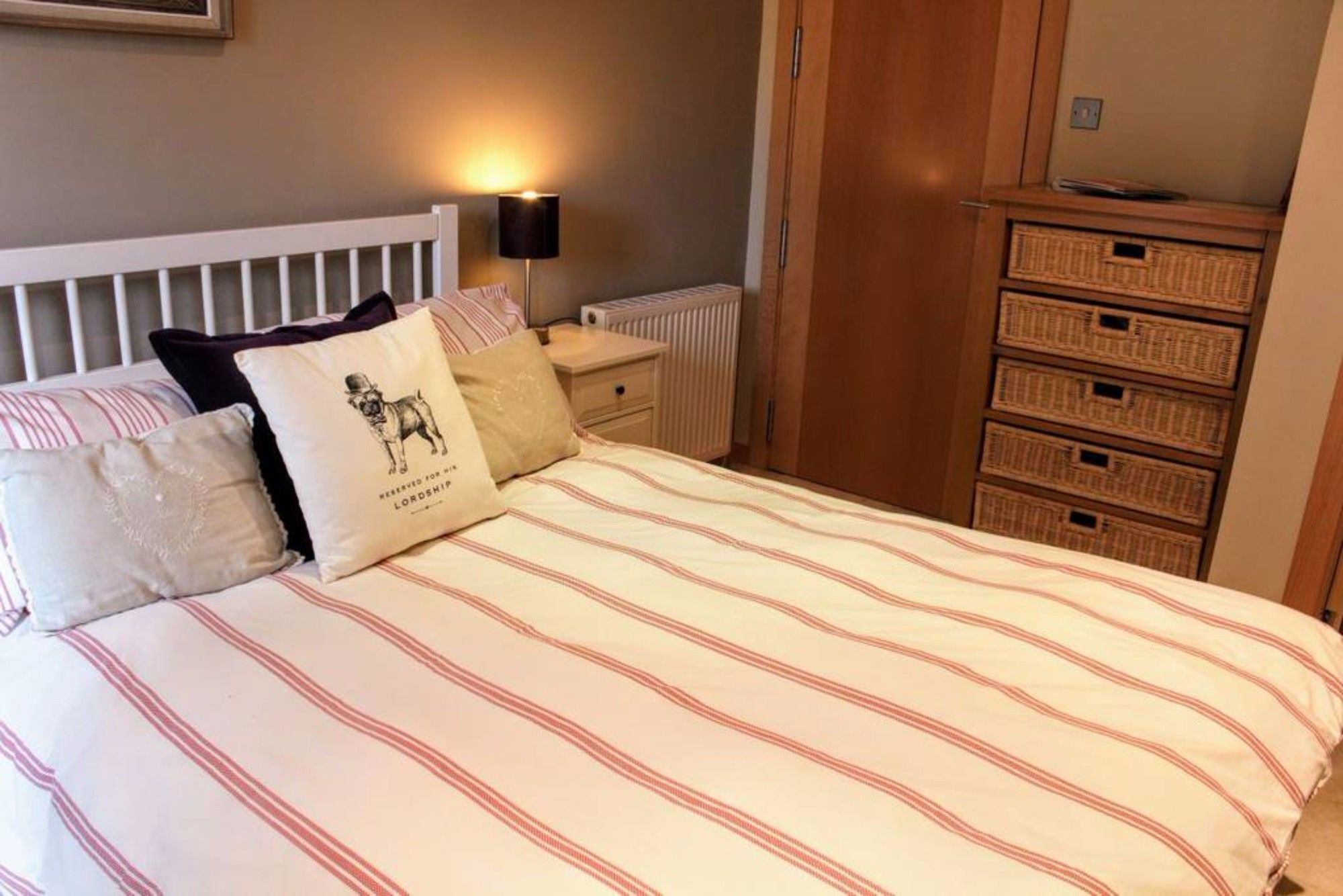 Apartment 2 Bedroom With Sea View Sleeps 4