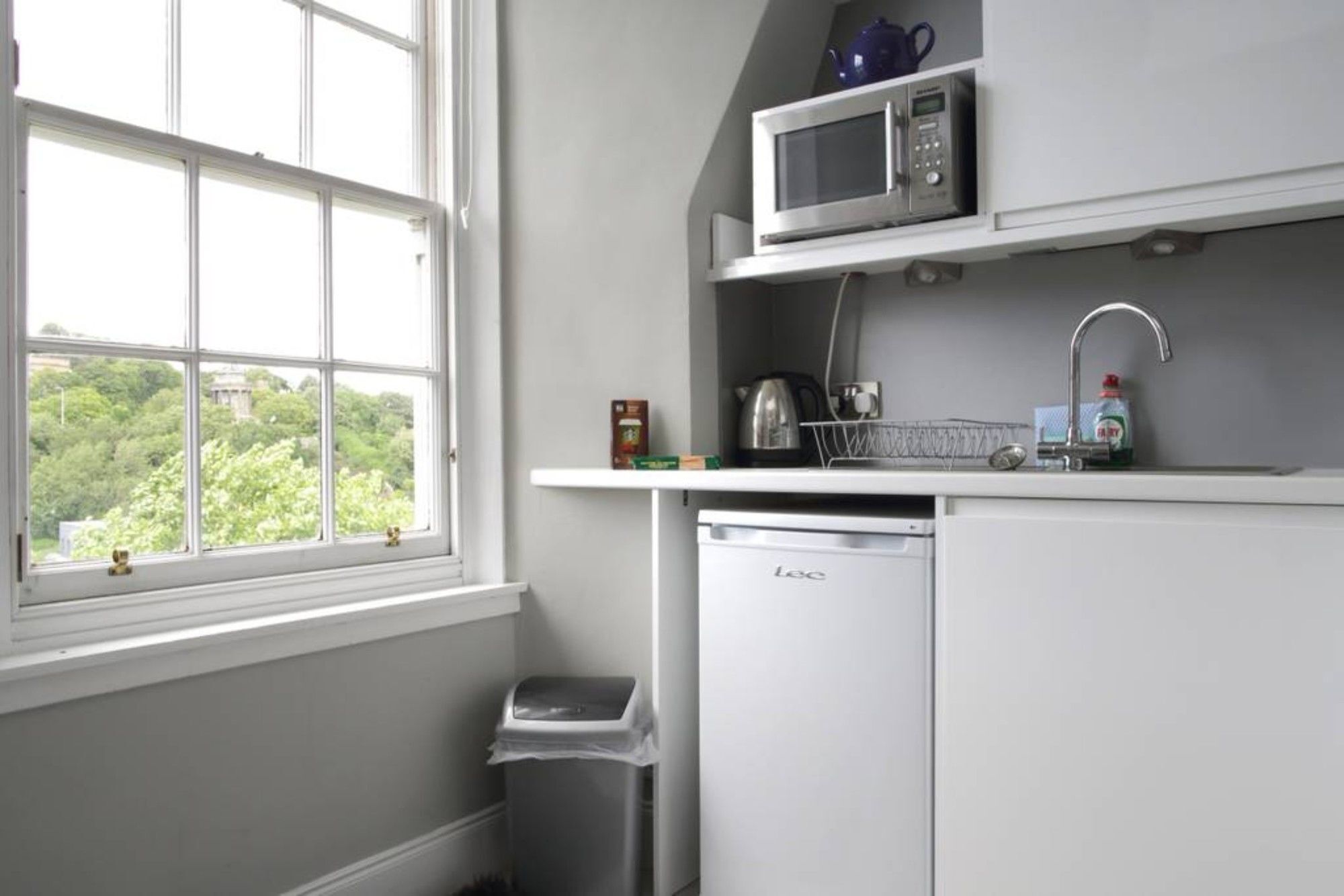 1 Bedroom In Apartment Edinburgh