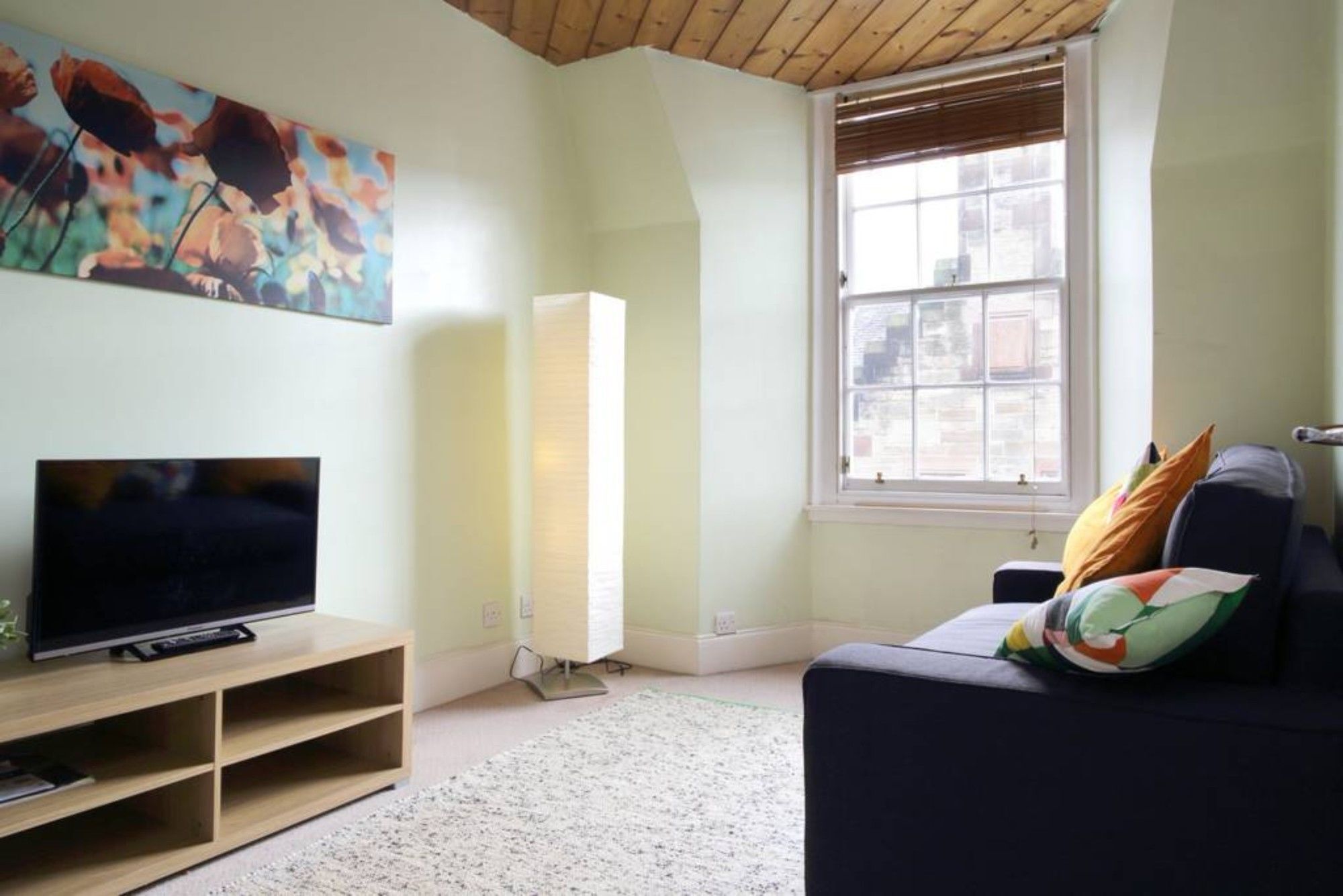 1 Bedroom In Apartment