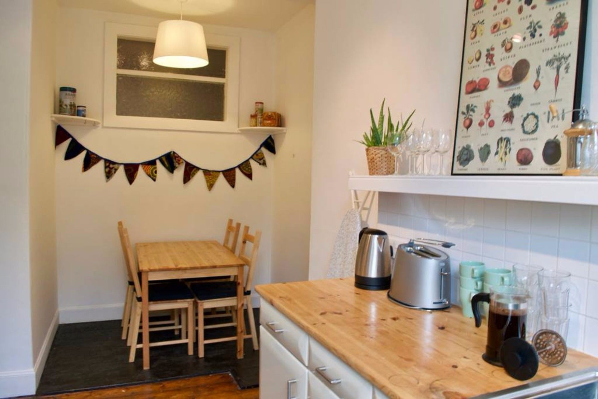 2 Bedroom Near The Shore *