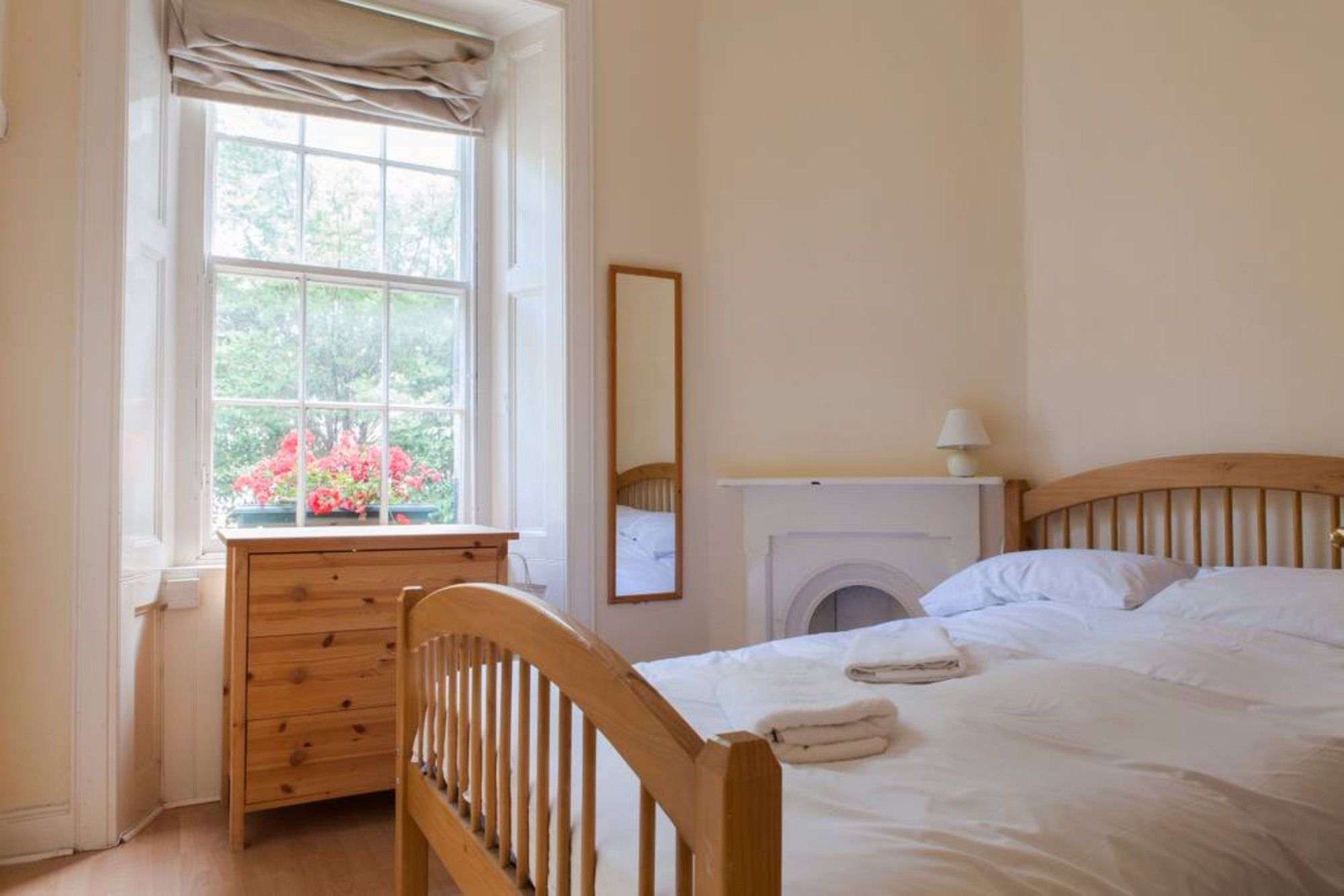 Apartment 1 Bedroom Flat On St Stephen Street Edinburgh