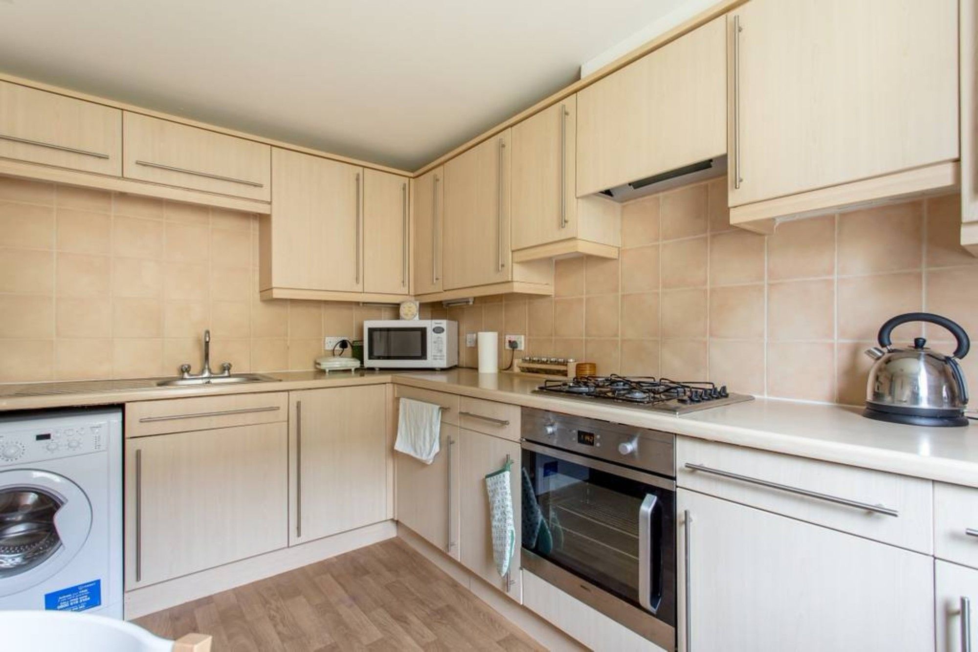 Apartment 2 Bedroom Near Centre