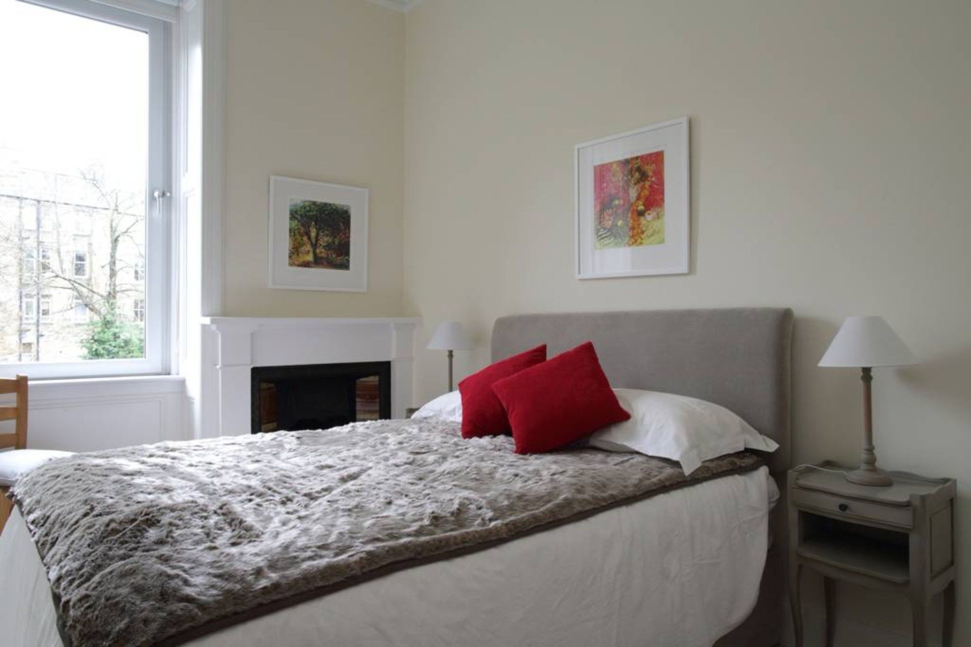 1 Bedroom Flat Near Centre Accommodates 4