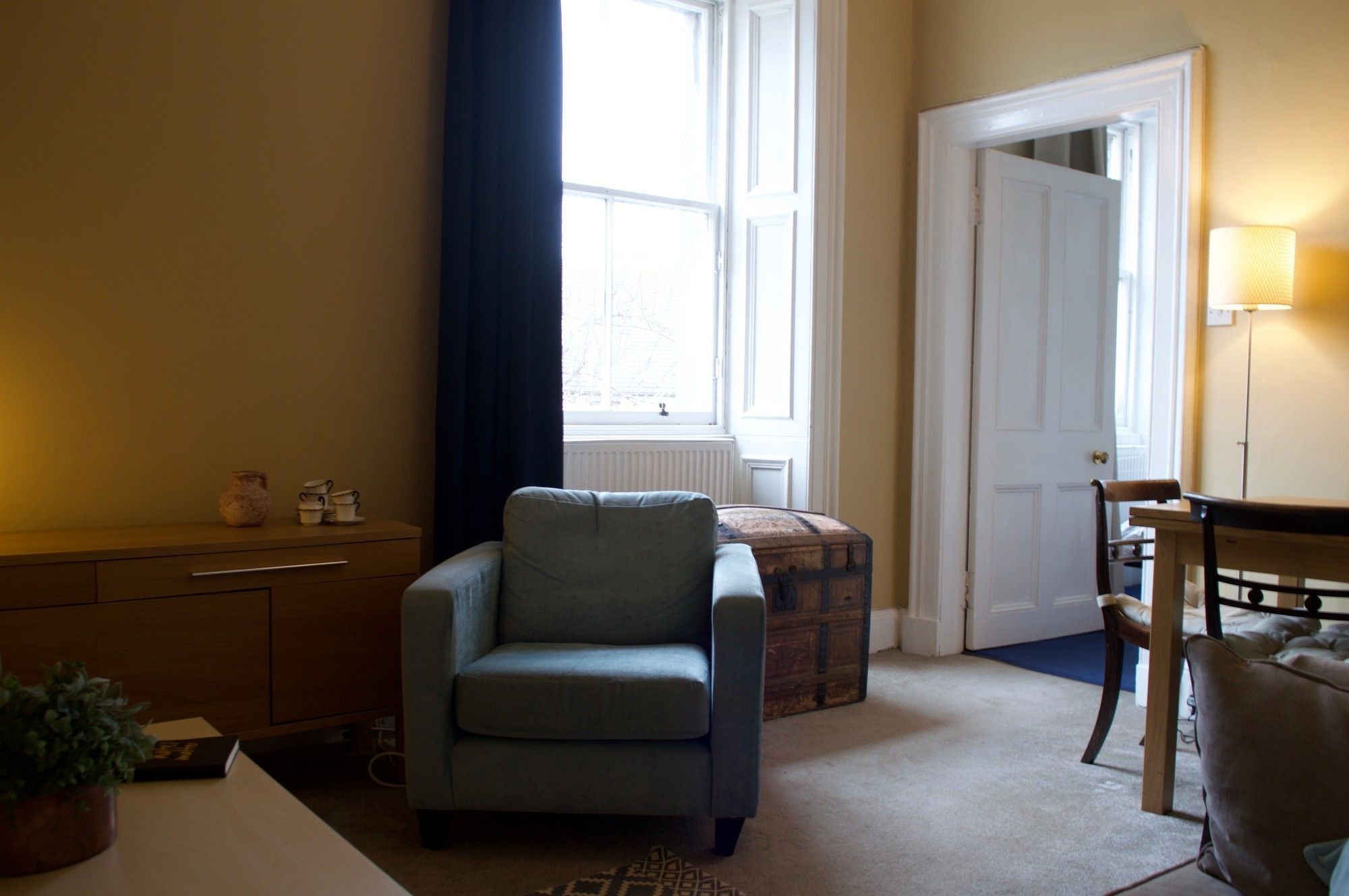 2 Bedroom Flat In Stockton Edinburgh