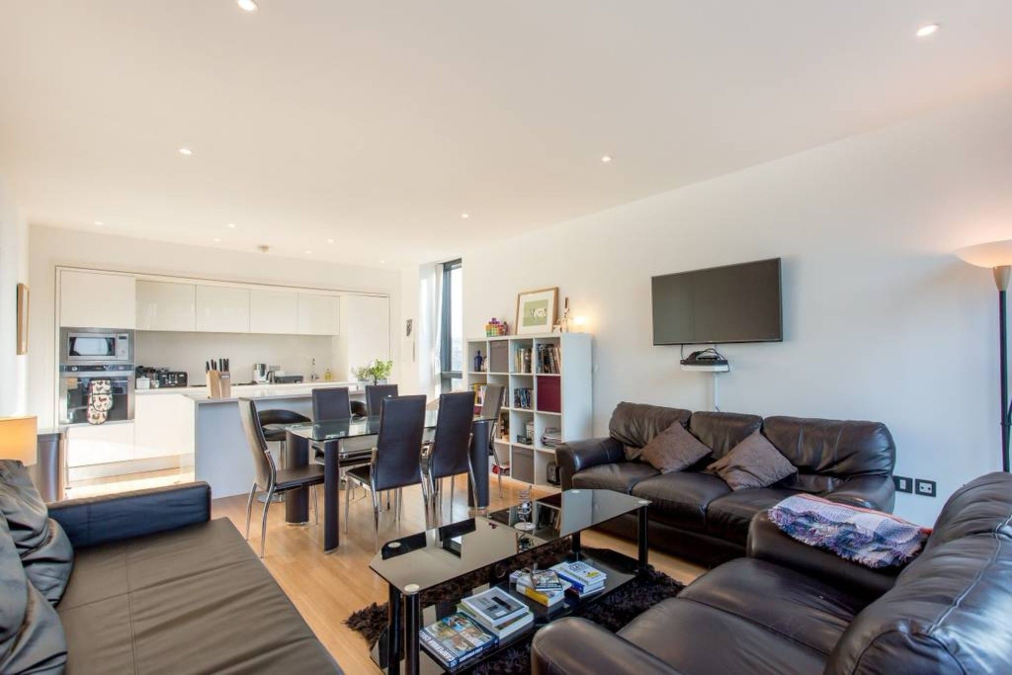 Luxury 2 Bedroom Quartermile Apartment Edinburgh