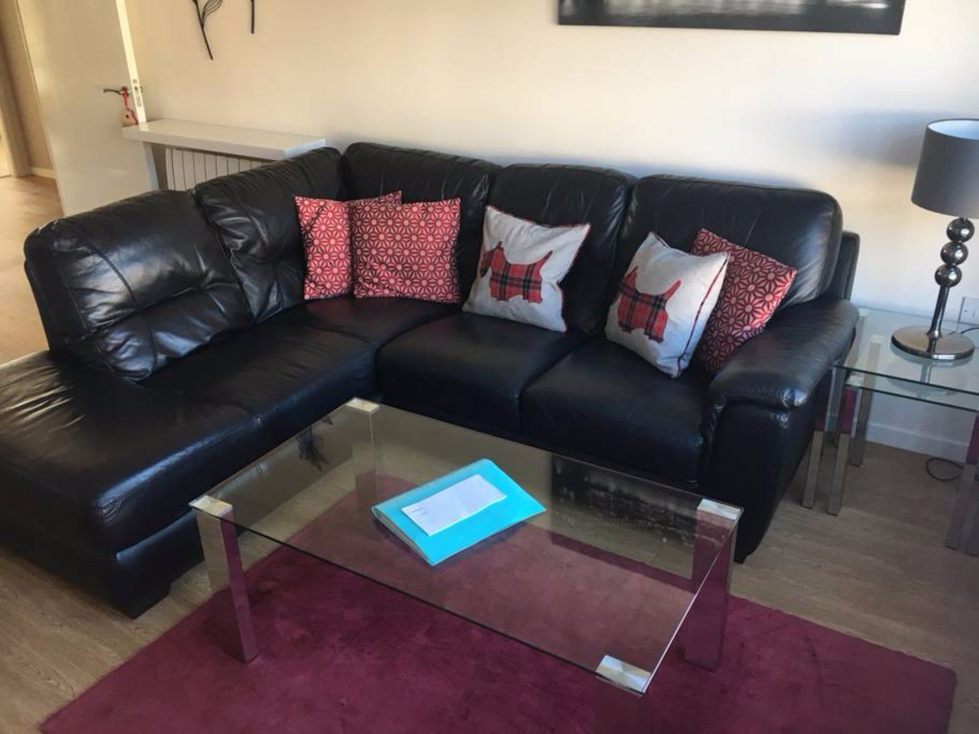 3 Bedroom Flat Near Centre With Parking Apartment Edinburgh