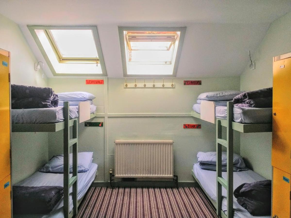 High Street - Over 18s Only, Backpackers Atmosphere (adults Only) Edinburgh