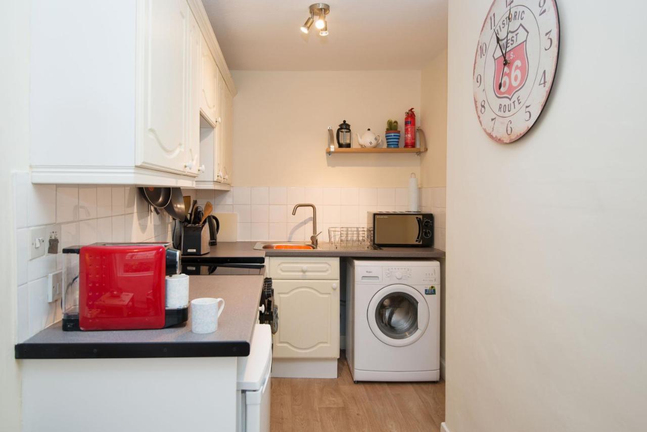 Apartment Caledonian Crescent *