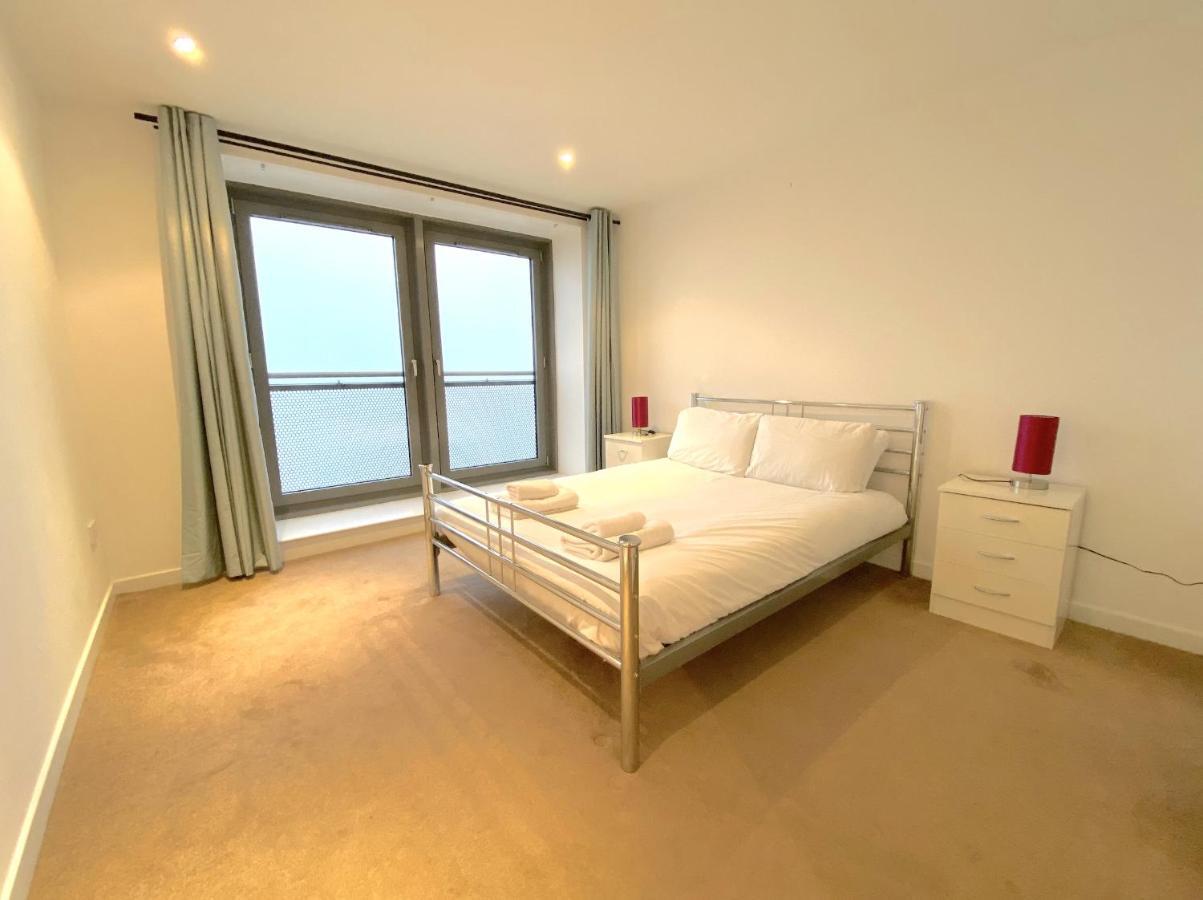 Riverside Apartment Edinburgh