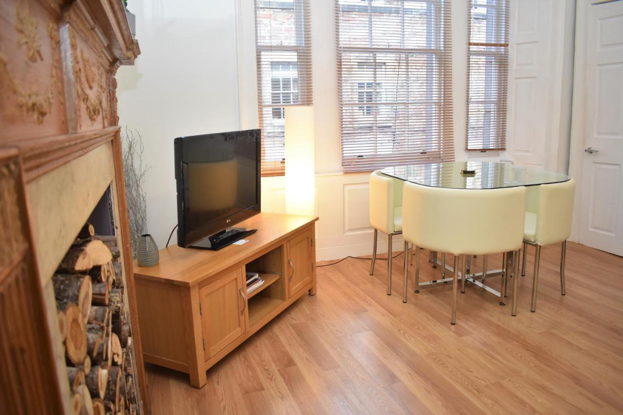 Rose Street - Watchmakers Apartment