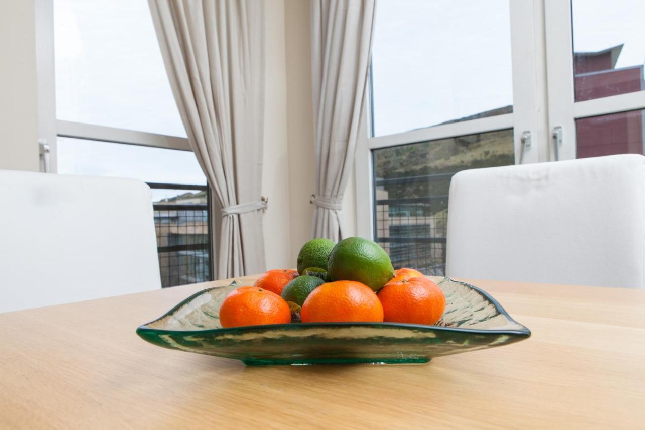 Amazing - Holyrood Road Apartment Edinburgh