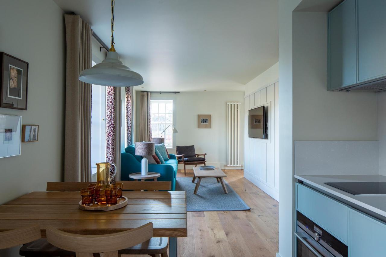 Cheval Abbey Apartments, At Holyrood Edinburgh