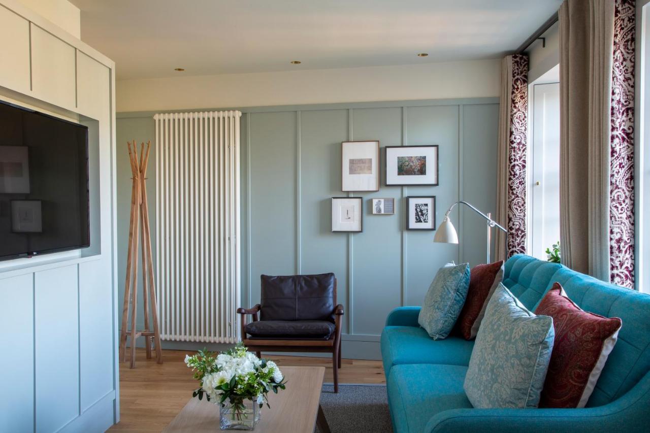 Cheval Abbey Apartments, At Holyrood Aparthotel