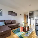 Silver Lining Fountain Bridge Apartment