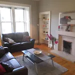 Spittal Street Residence, Spacious 2 Bedroom Apartment Close To Castle
