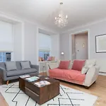 Beautifully Modernised New Town Home