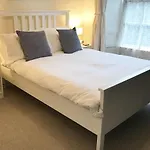 Central Edinburgh With Private Entrance & Patio