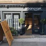 Central Edinburgh With Private Entrance & Patio