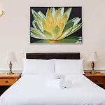 Castle Street Hotel