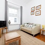 Joivy Cosy Flat In The Heart Of Edinburgh