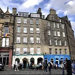 Grassmarket View Suites