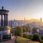 Holiday Inn Express Edinburgh City Centre By Ihg