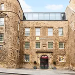 Aparthotel Adagio Edinburgh Royal Mile