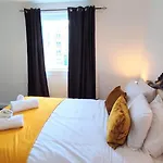 Cosy 2 Bedroom Apartment In The Heart Of Edinburgh - Excellent Location