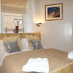 Heriothill Apartment