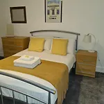 4 New Assembly Close - Royal Mile