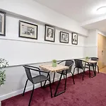Smith Place Hotel