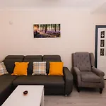 Warm&Welcoming City Centre Apartments By Meadows 8